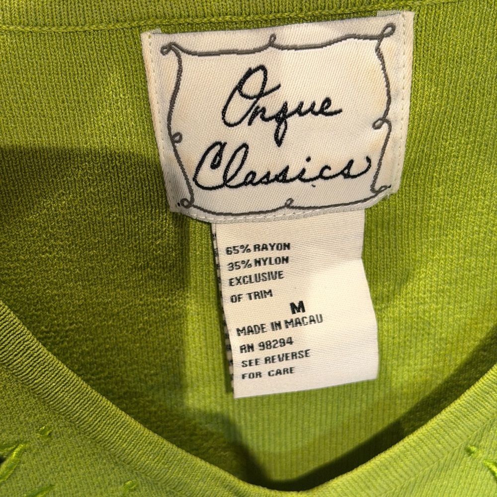 Classic Bright Green Button-Up Cardigan - Picture 7 of 8